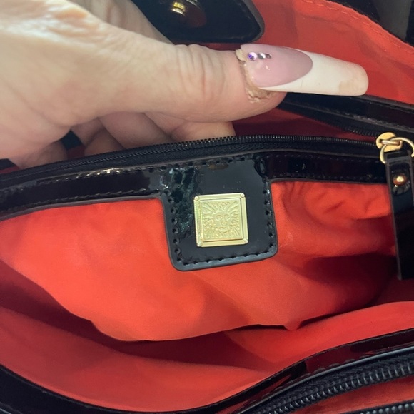 Anne Klein Black and Cream leather Structured Shoulder Bag Sleek Lux Pre-owned​​ - Picture 12 of 13